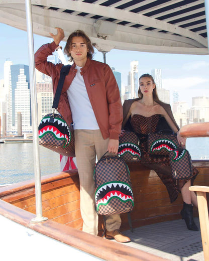 ROMEO AIR ITALIA SHARK DUFFLE | Sprayground Premium
