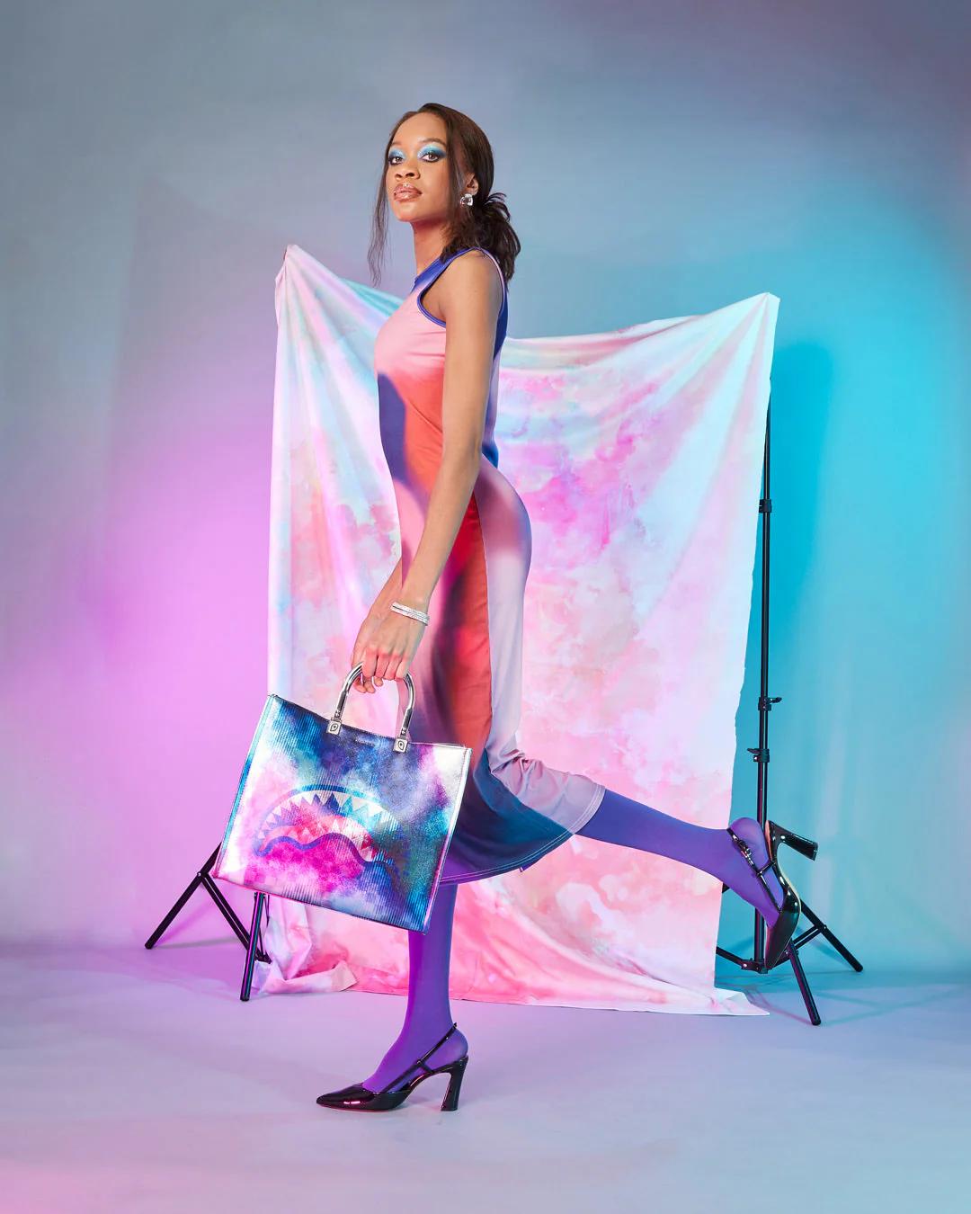 SHARKCLUB ELECTRONICA TORTUGA TOTE | Sprayground Essential