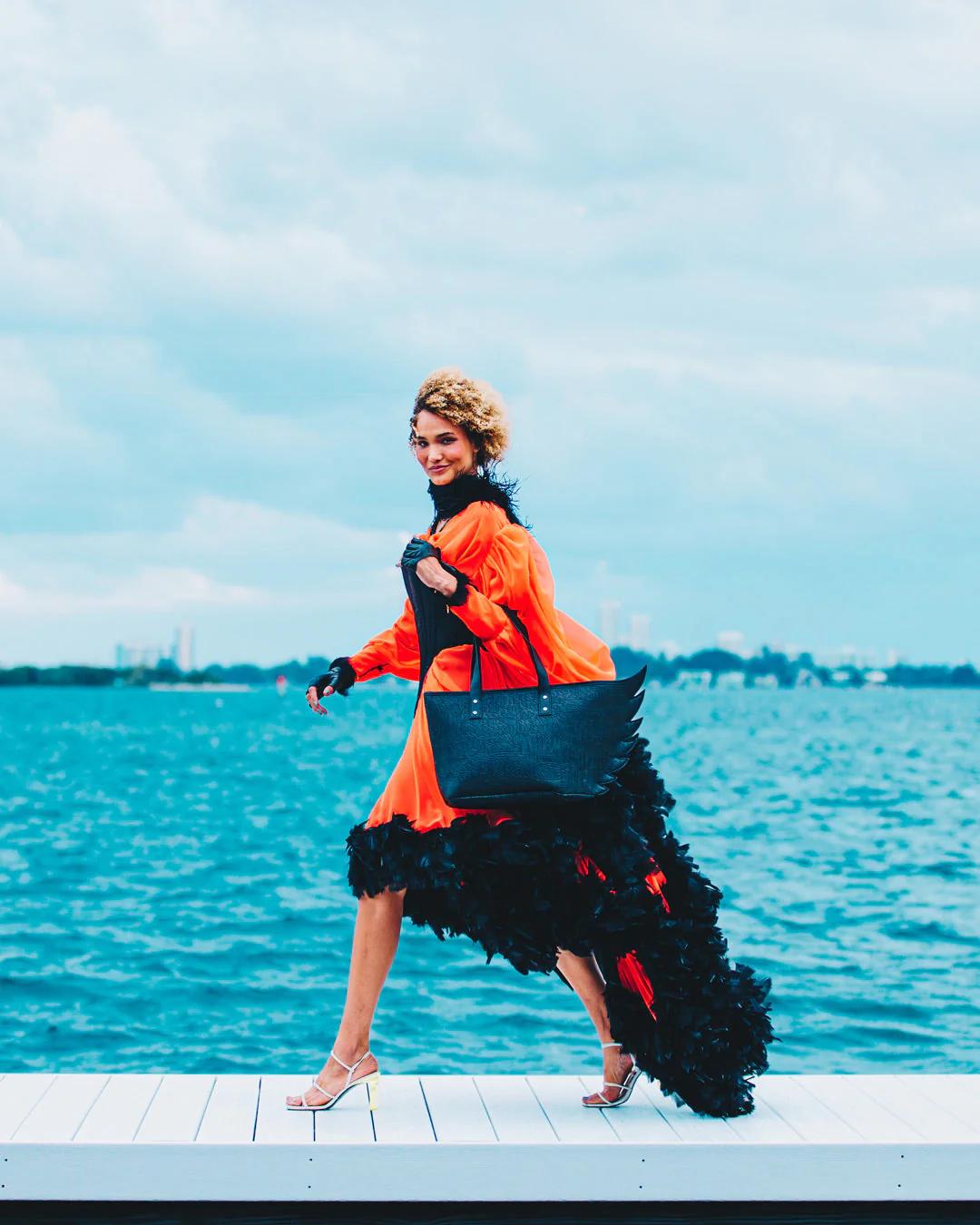 NIGHTFLIGHT G800 SKYBORNE WING TOTE | Sprayground Exclusive