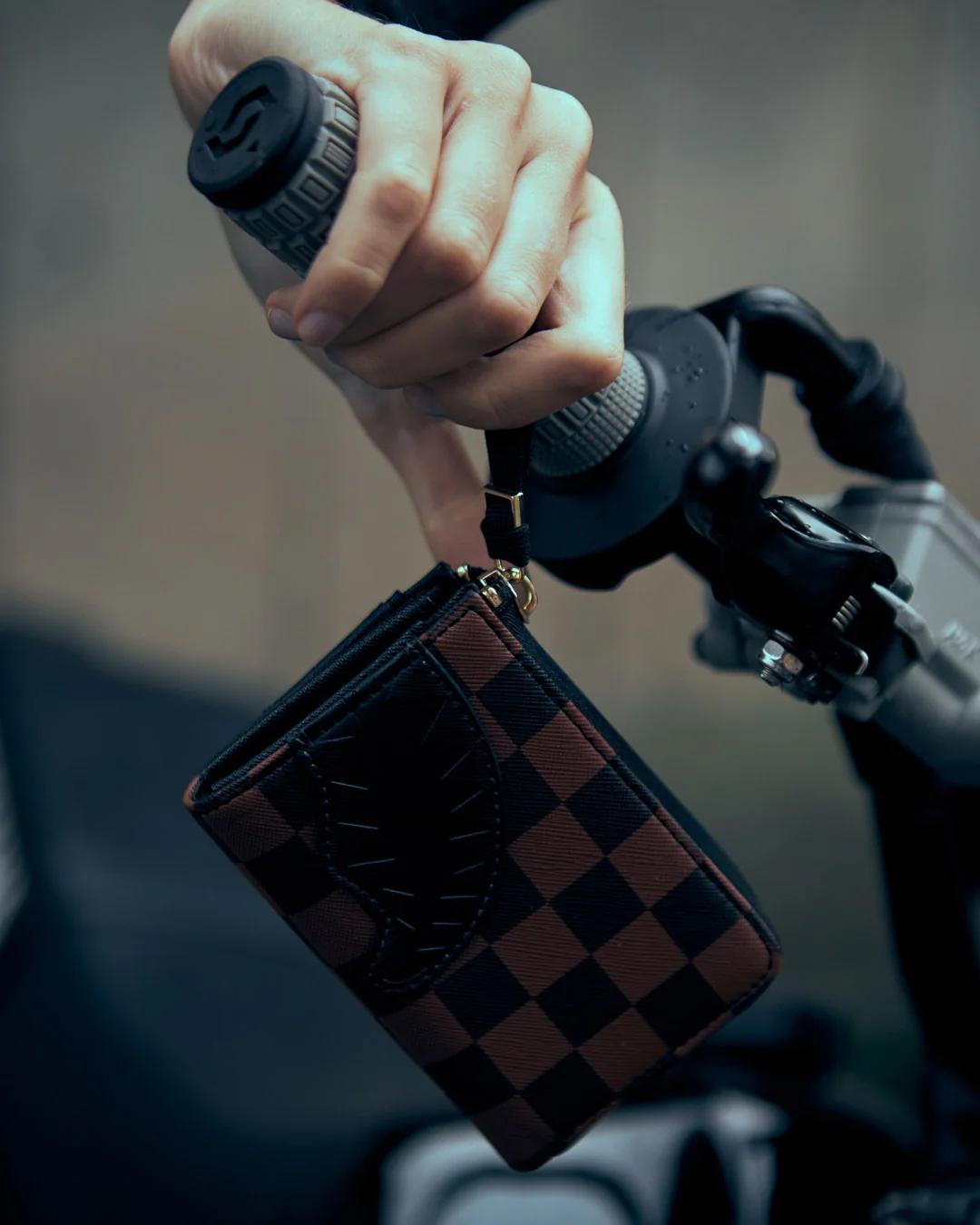 HENNY LOCK SHARKS IN PARIS WALLET | Sprayground Great Value