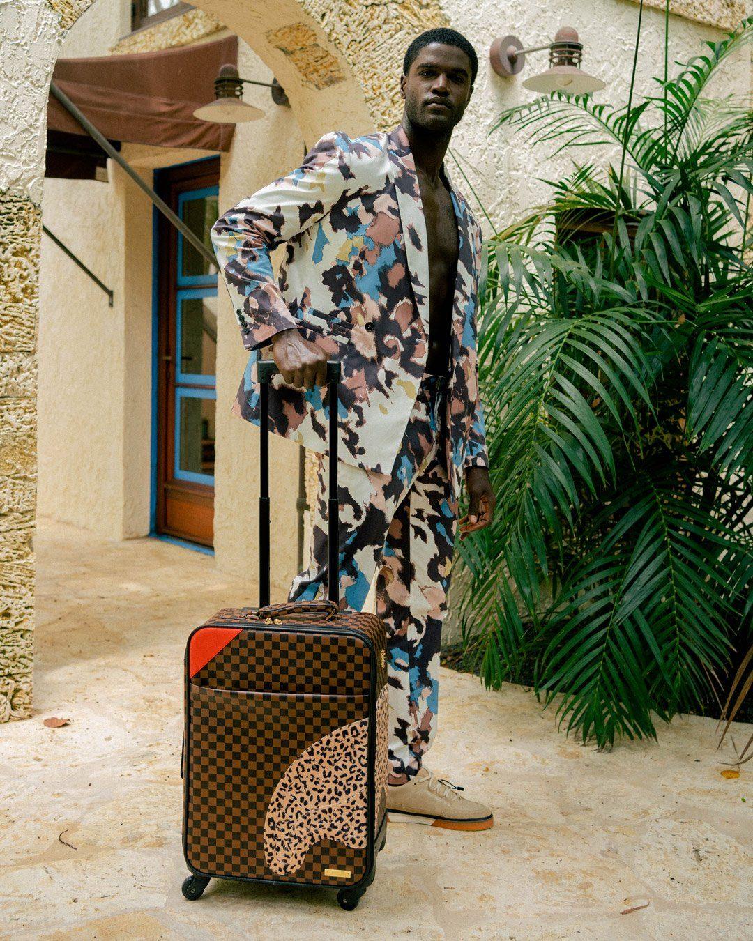 A.i.3 THE LEGACY JETSETTER CARRY-ON LUGGAGE | Sprayground Quality