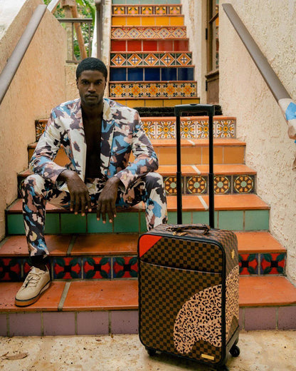 A.i.3 THE LEGACY JETSETTER CARRY-ON LUGGAGE | Sprayground Quality