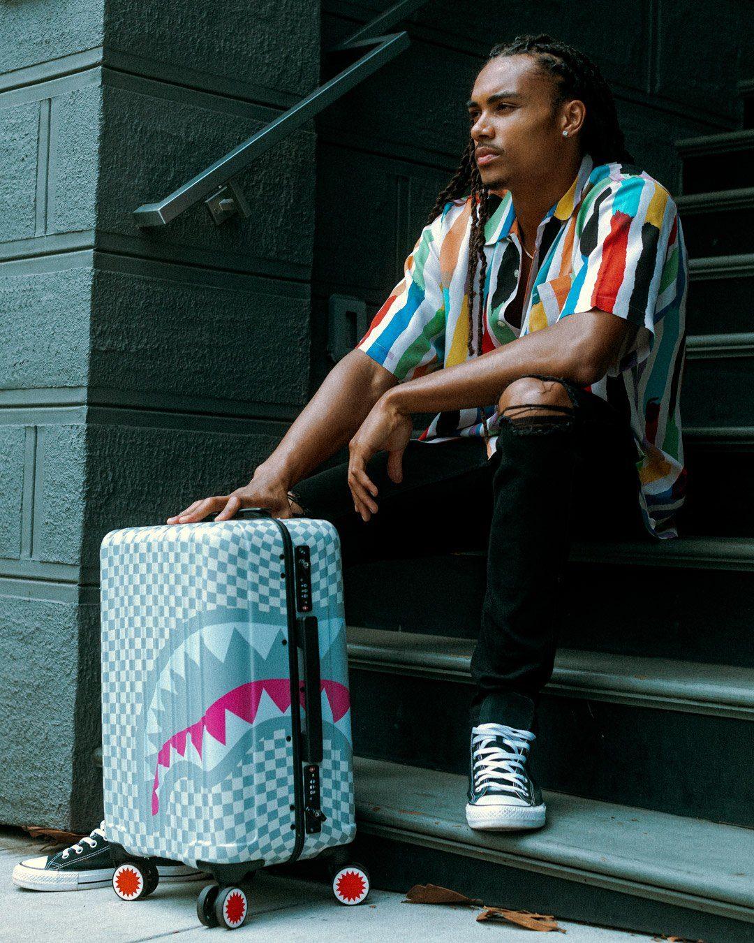ROSE ALL DAY LA PALAIS SHARKNAUTICS HARDSHELL CARRY-ON LUGGAGE | Sprayground Premium