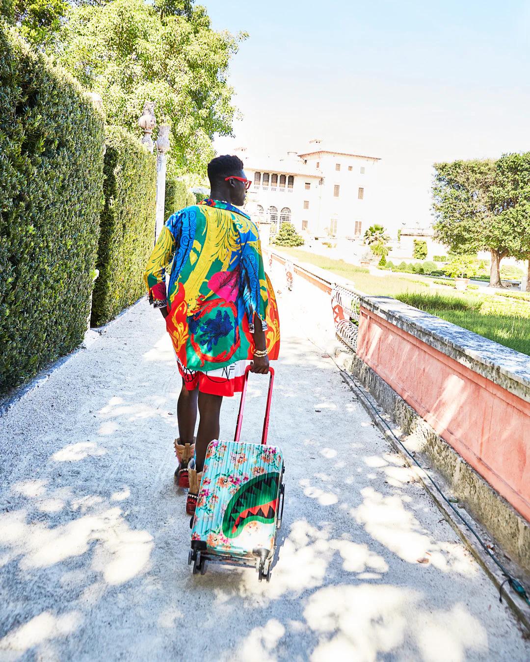 THE SANCTUARY SHARKNAUTICS HARDSHELL CARRY-ON LUGGAGE | Sprayground Trending