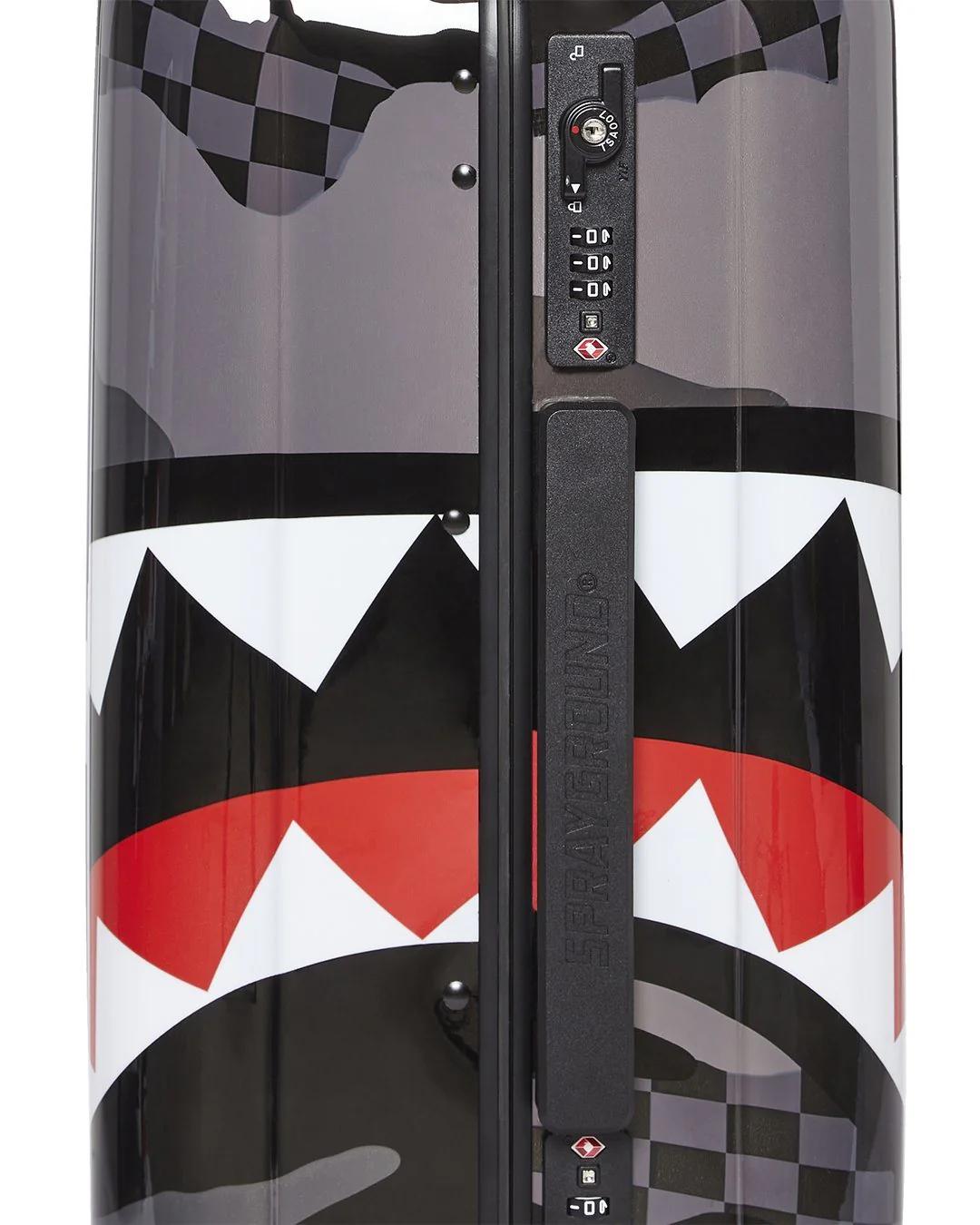 3AM SHARKNAUTICS 22” CARRY-ON LUGGAGE | Sprayground Value