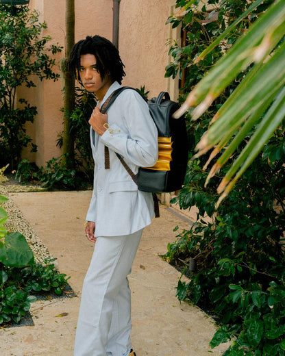 A.i.3 SHARK BITE BLACK GOLD BACKPACK (DLXV) | Sprayground Quality