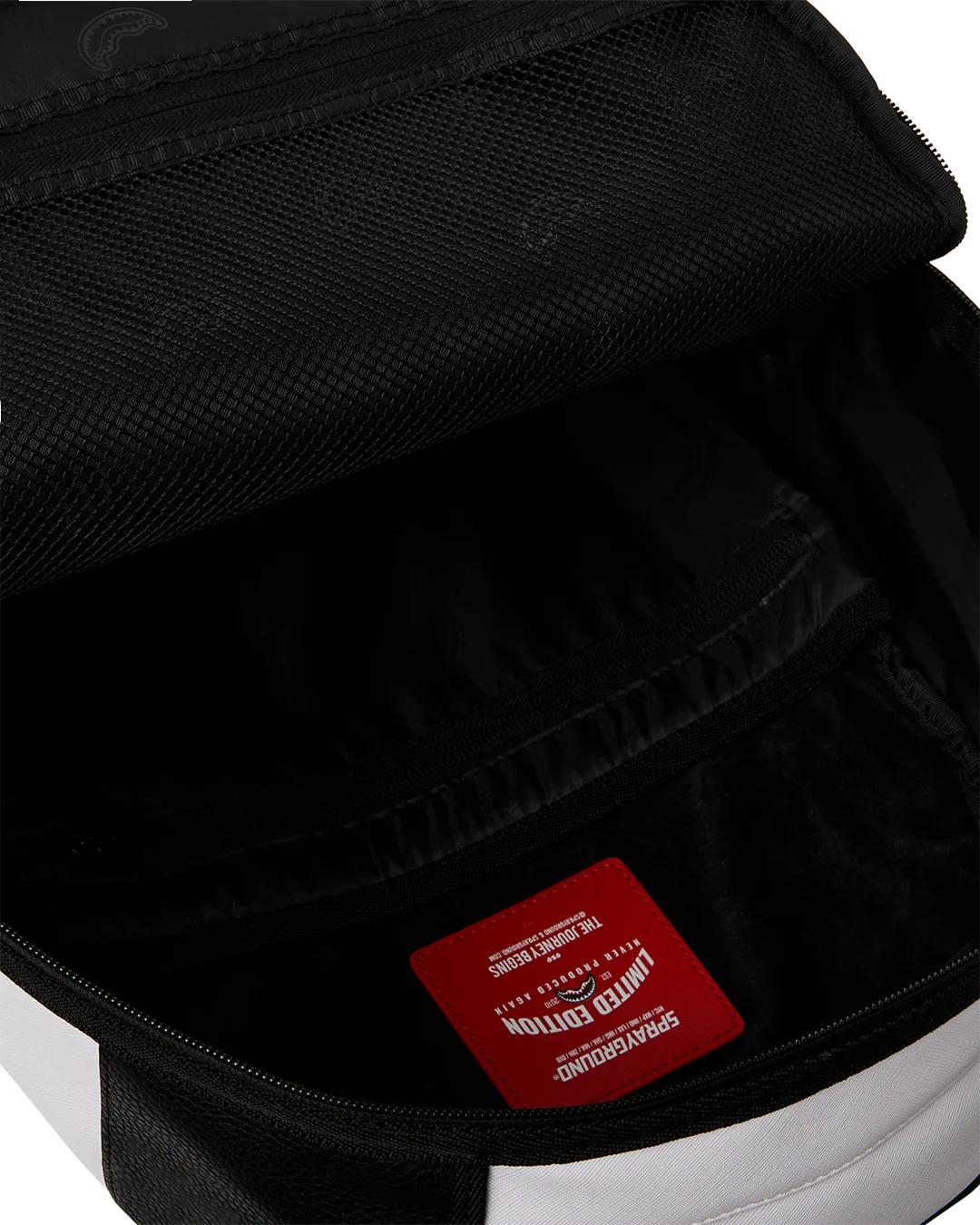 ENTER THE VOID BACKPACK | Sprayground Classic