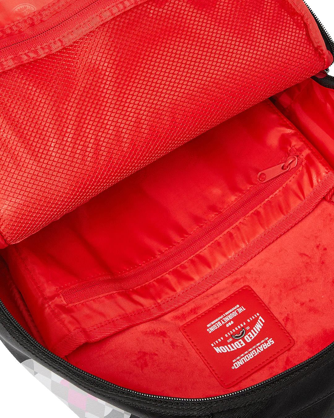 SHARK CENTRAL CREAM BLACK CHECK BACKPACK | Sprayground Quality