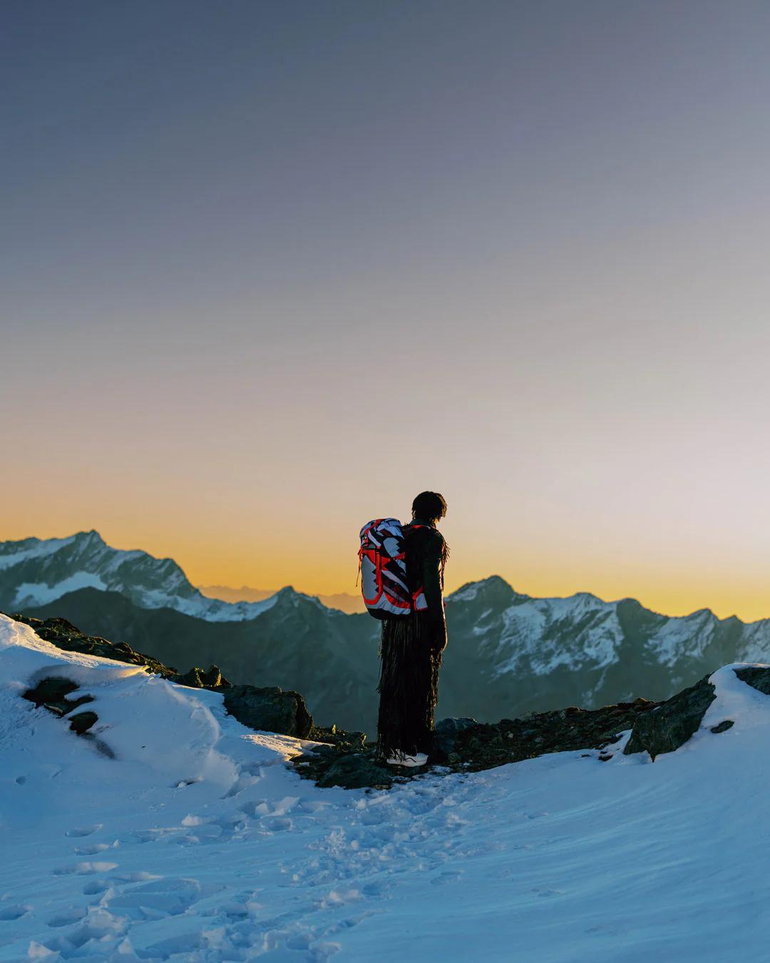 SHARCTIC ARCTIC CAMPER BACKPACK | Sprayground Featured