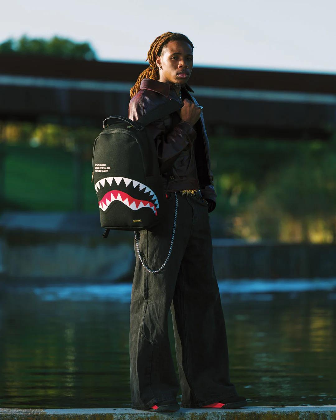 SHARK CENTRAL AEROFLEX BACKPACK | Sprayground Signature