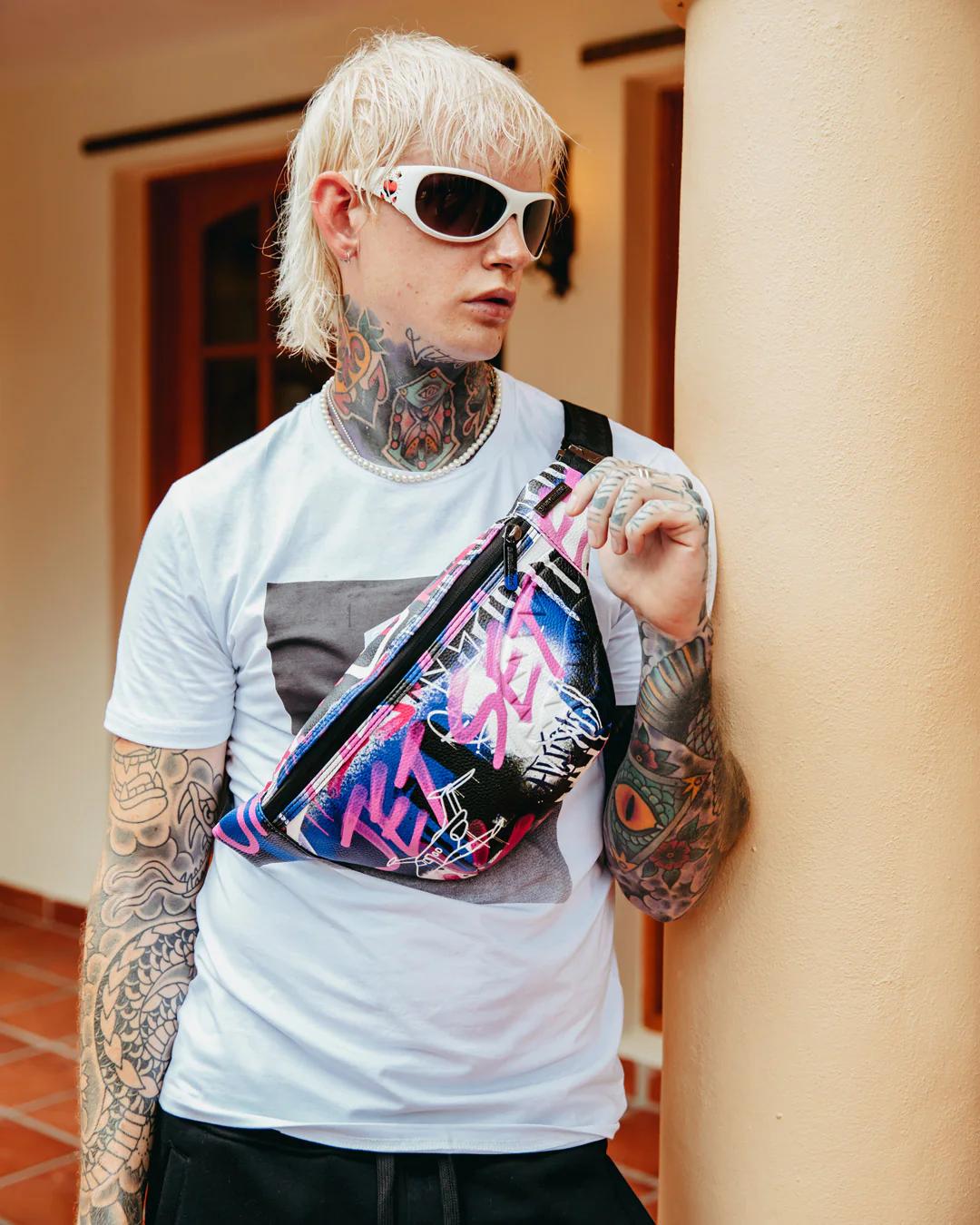 SHARK ATELIER SAVVY CROSSBODY | Sprayground Value