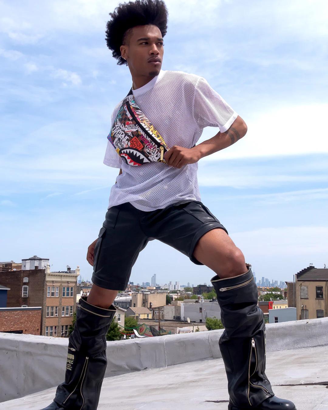 SHARKS IN PARIS THE RIZZ SAVVY CROSSBODY | Sprayground New