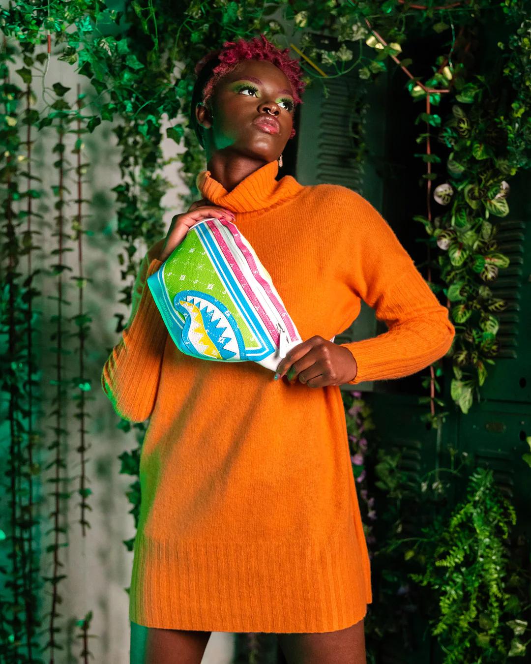 MODUS OPERANDI CHAMELEON SAVVY CROSSBODY | Sprayground Recommended