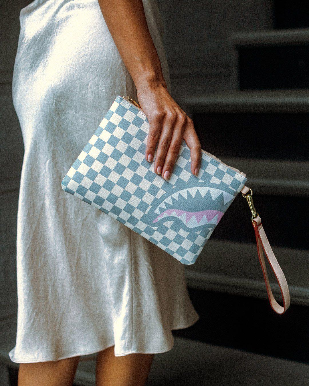 ROSE ALL DAY LA PALAIS CROSSOVER CLUTCH | Sprayground Everyday