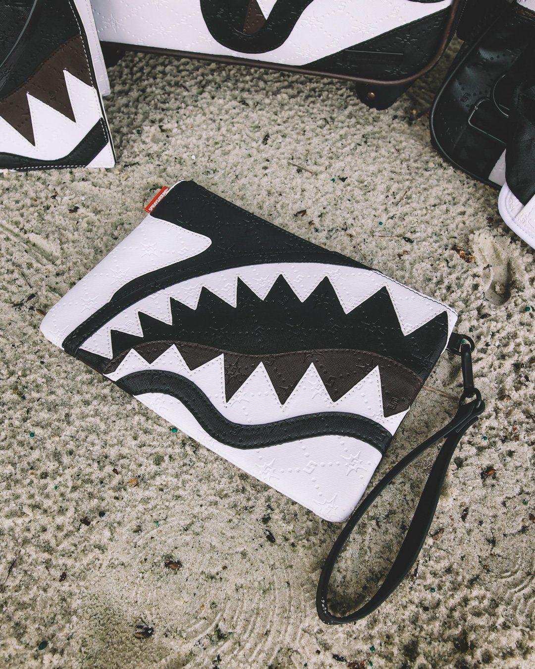 V.V.I.P. CROSSOVER CLUTCH | Sprayground Great Value