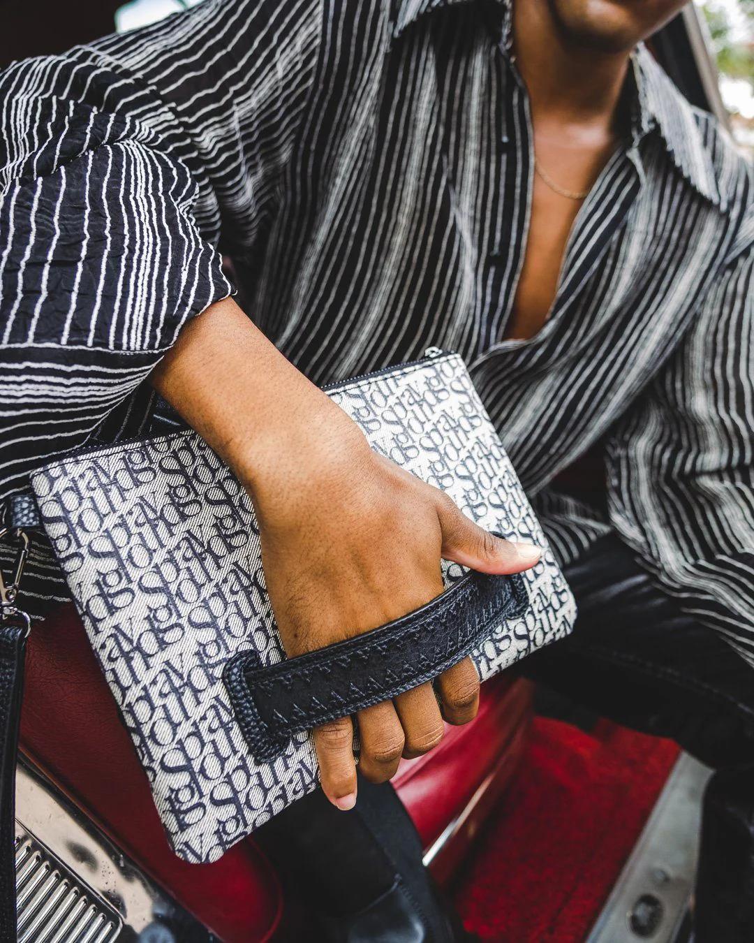 SG ALL DAY CROSSOVER CLUTCH | Sprayground Quality