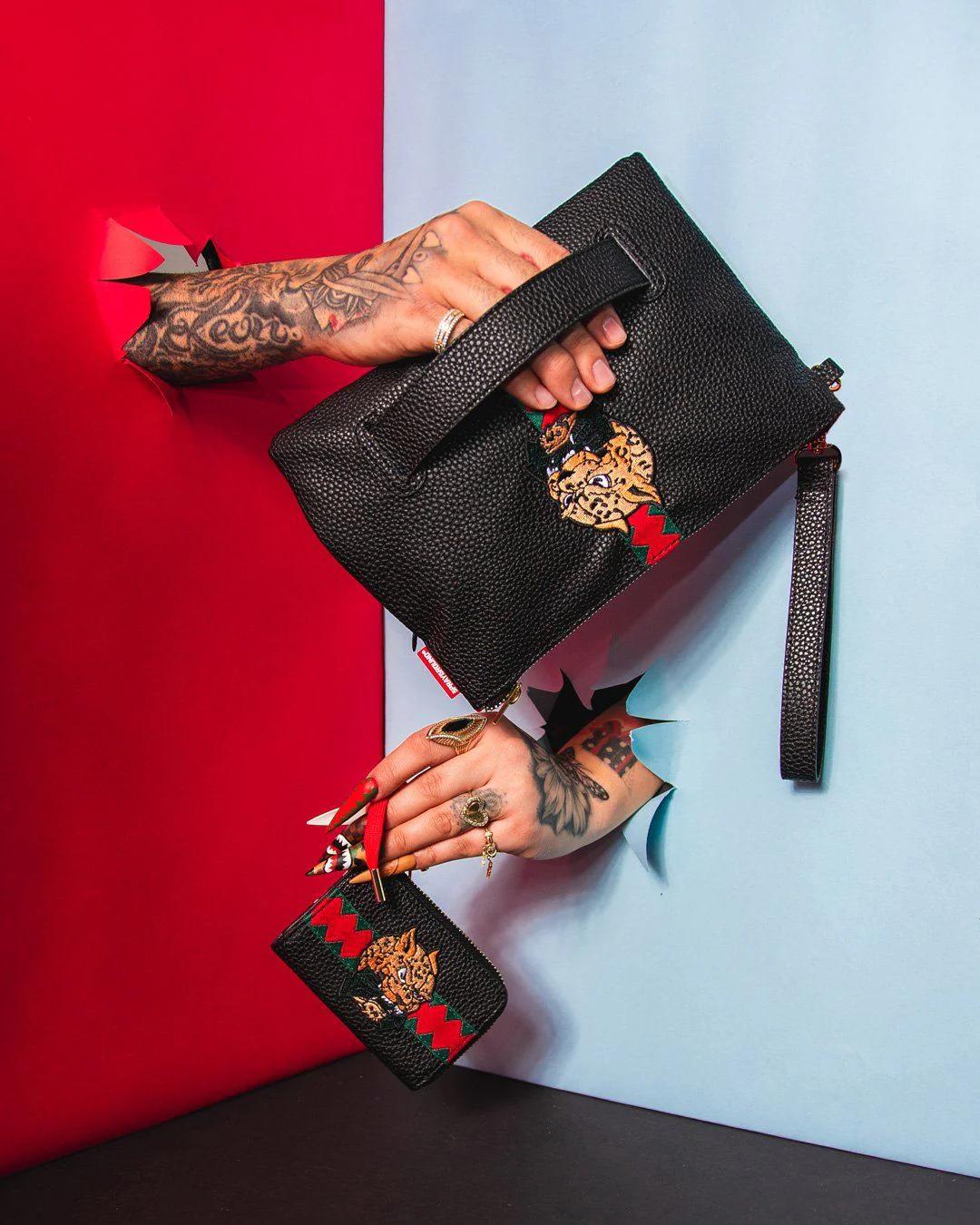 ITALIA DIVISO CROSSOVER CLUTCH | Sprayground Recommended