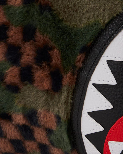 BIG SKY FUR SHARK DUFFLE | Sprayground Premium