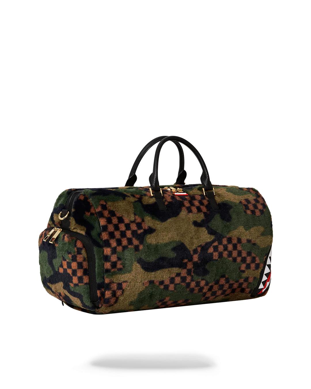 BIG SKY FUR SHARK DUFFLE | Sprayground Premium