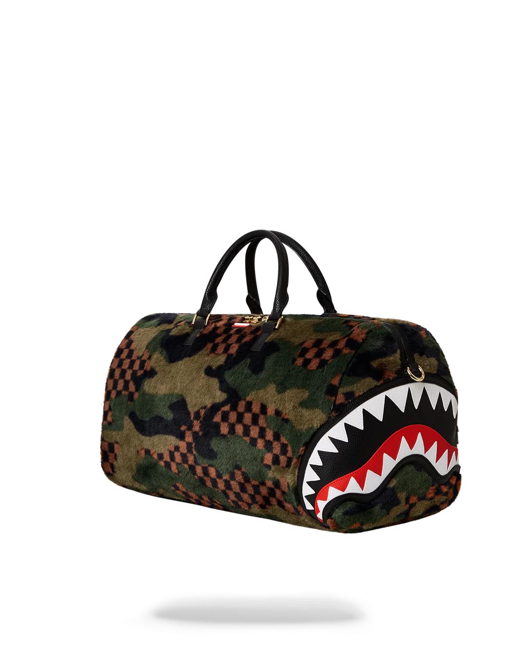 BIG SKY FUR SHARK DUFFLE | Sprayground Premium