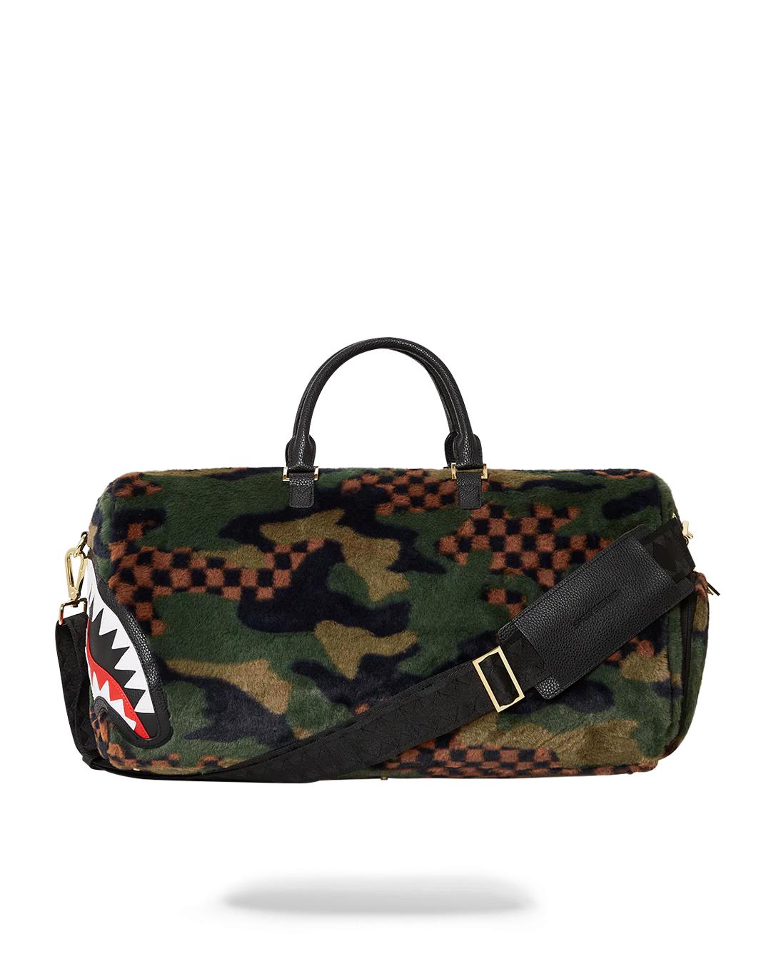 BIG SKY FUR SHARK DUFFLE | Sprayground Premium