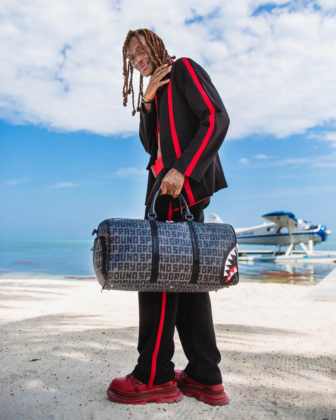 SHARKFINITY STEALTH PILOT DUFFLE | Sprayground Everyday