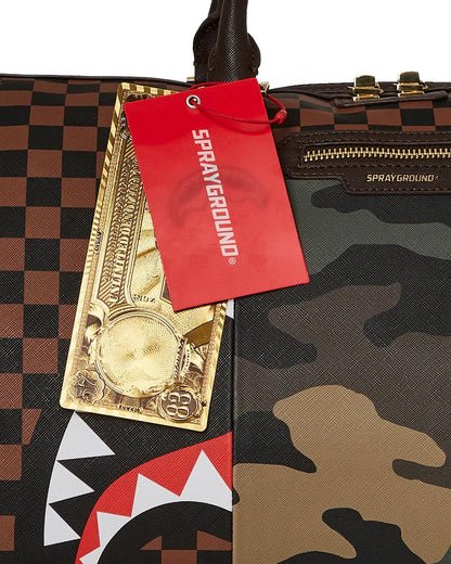 EXTERIOR GOLD ZIP POCKET SHARKS IN PARIS DUFFLE | Sprayground Premium