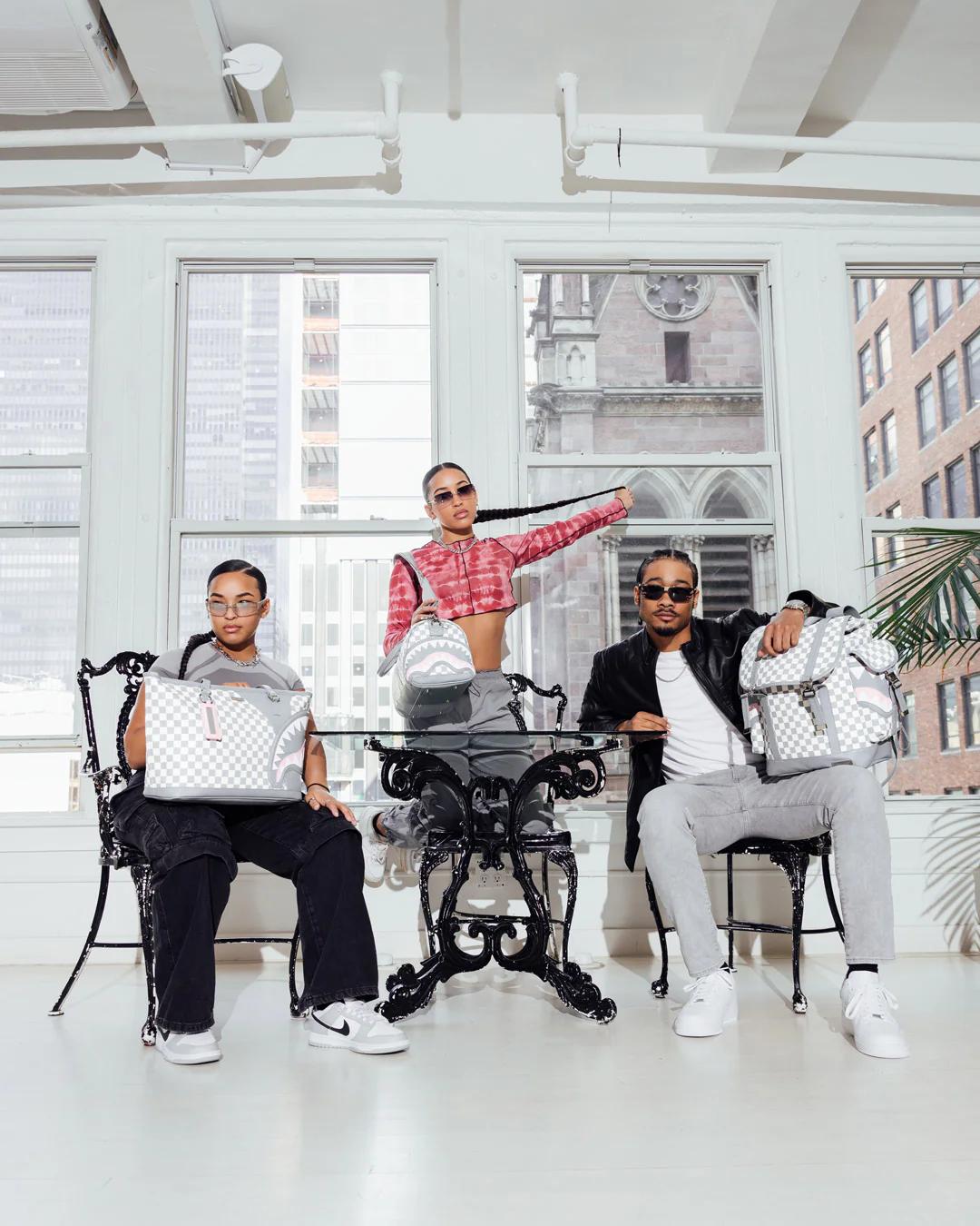 AIR TO THE THRONE JETSET MINI DUFFLE | Sprayground Premium