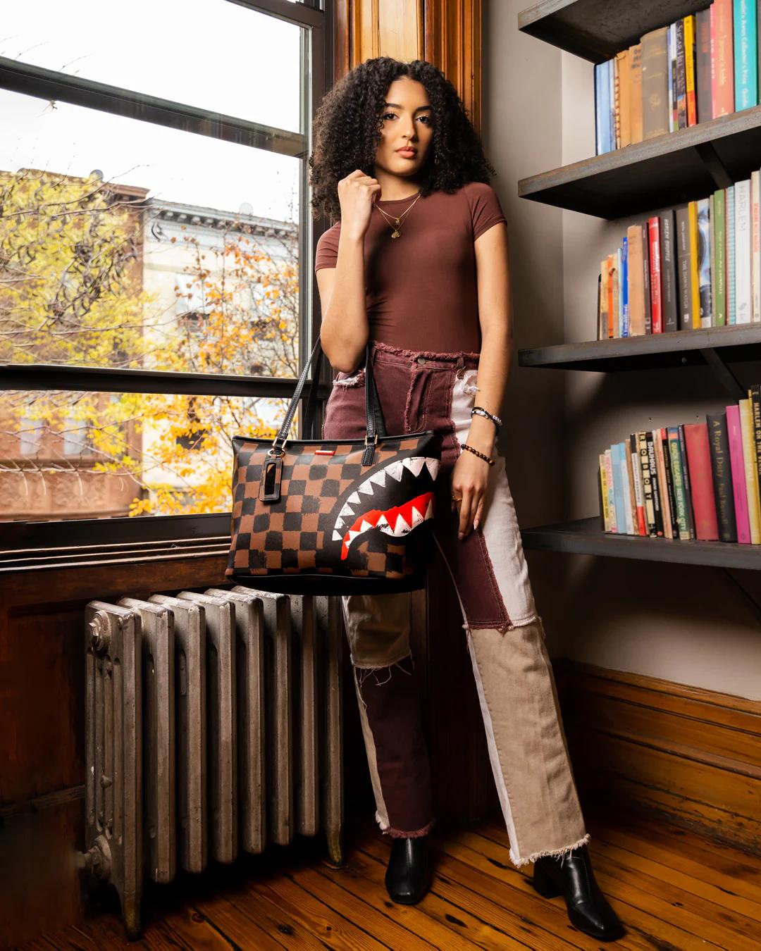 SHARKS IN PARIS VANQUISH TOTE | Sprayground Recommended