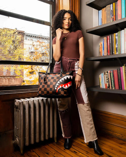 SHARKS IN PARIS VANQUISH TOTE | Sprayground Recommended