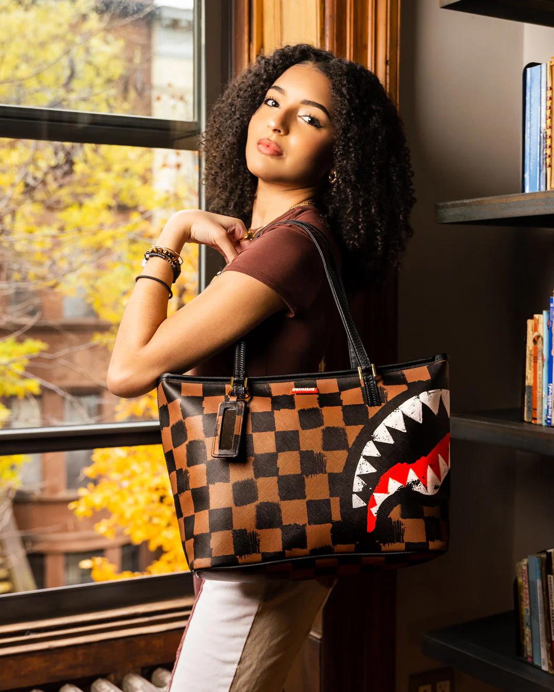 SHARKS IN PARIS VANQUISH TOTE | Sprayground Recommended