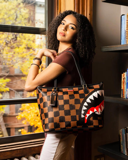 SHARKS IN PARIS VANQUISH TOTE | Sprayground Recommended