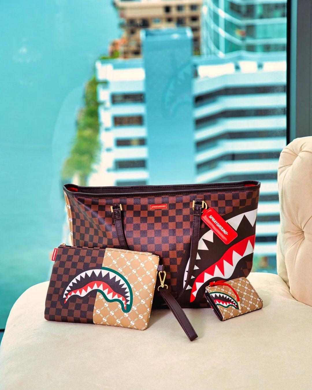 PARIS VS FLORENCE WALLET | Sprayground New