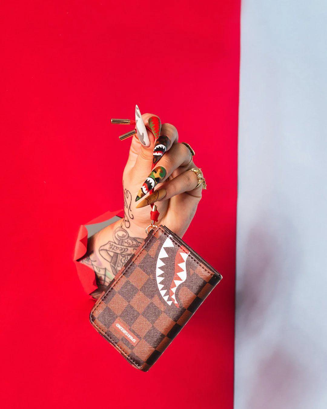 PARIS VS FLORENCE WALLET | Sprayground New