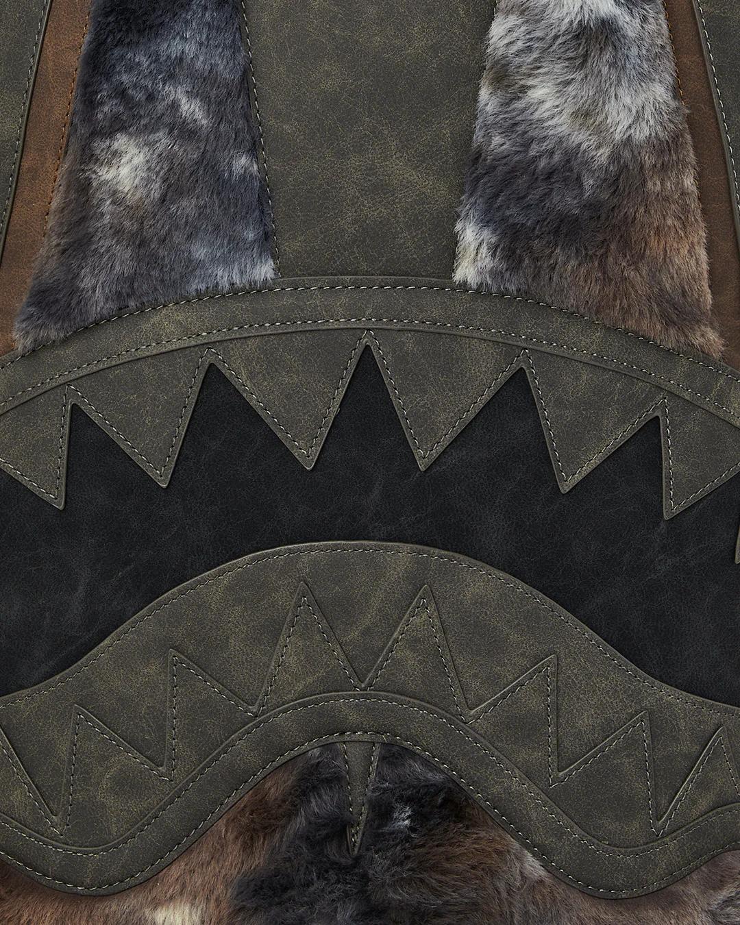 FOUNDATION DAYS FUR COAT SHARK BACKPACK | Sprayground Classic
