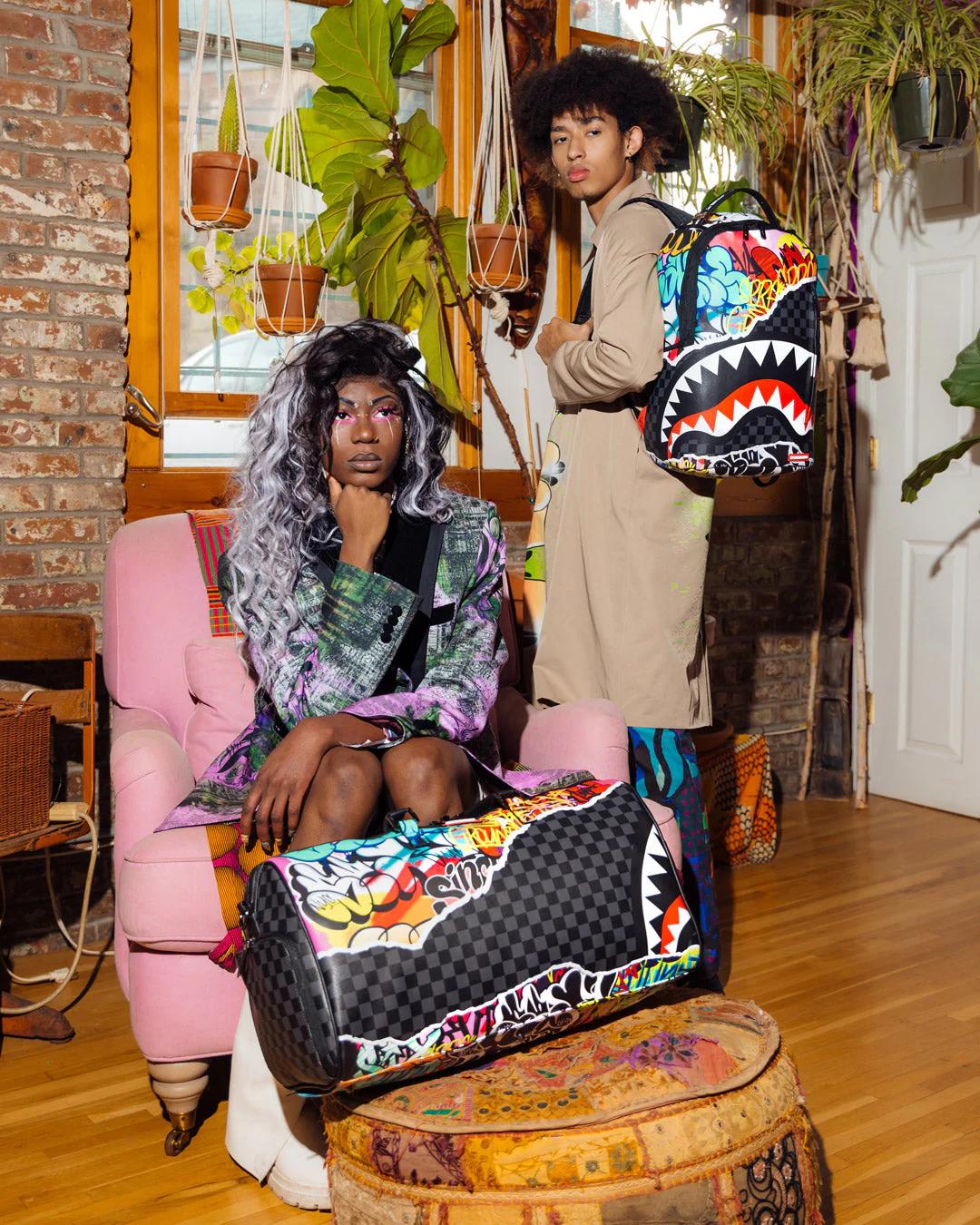 ARTISTIC PURSUIT DUFFLE | Sprayground Classic