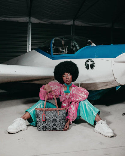 ILLUCHAINS TOTE | Sprayground Featured