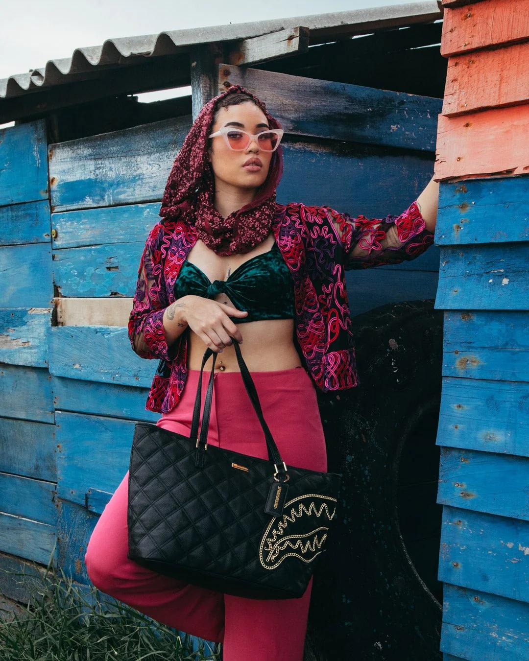 NOIR QUILT GOLD CHAIN SHARK TOTE | Sprayground Recommended