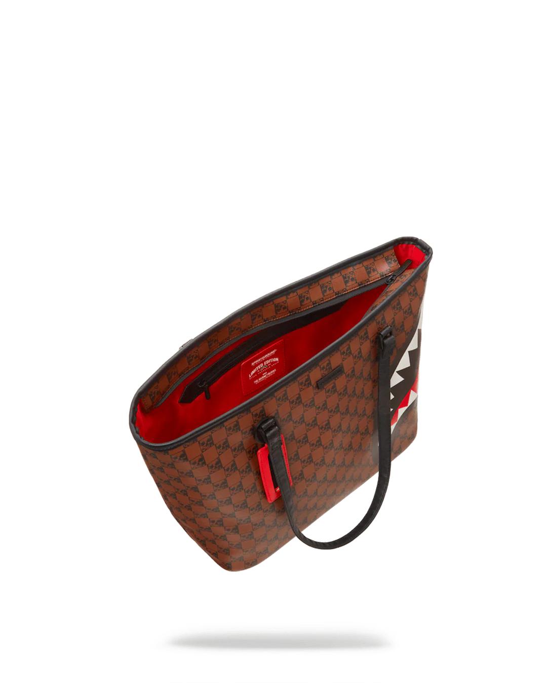 SHARKS AND SKULLS TOTE | Sprayground Classic