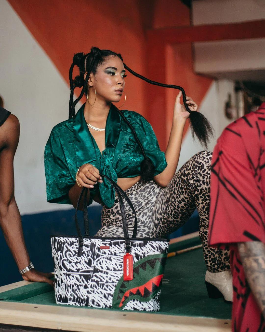 NIGHT NIGHT TOTE | Sprayground Essential