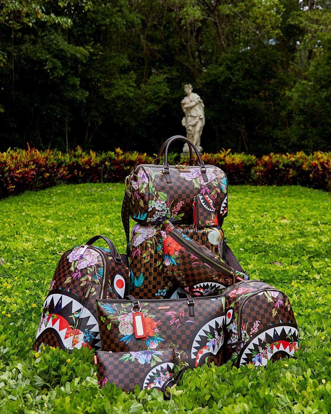 GARDEN OF SHARKS TOTE | Sprayground Best Seller