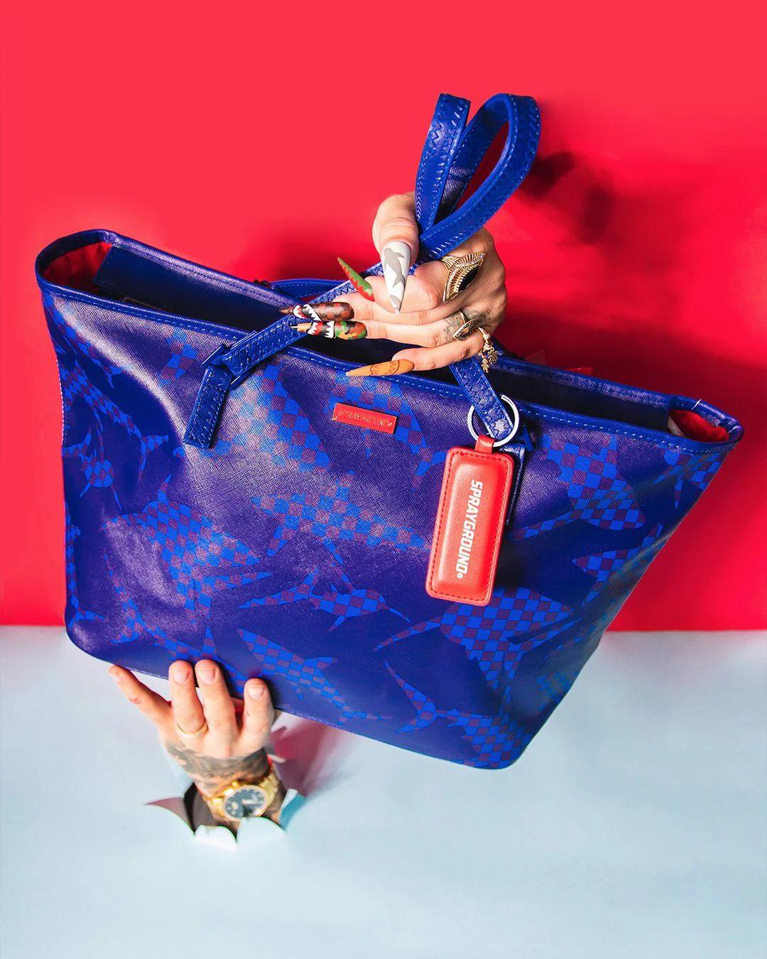 SHARK CHECK (BLUE) TOTE | Sprayground Essential