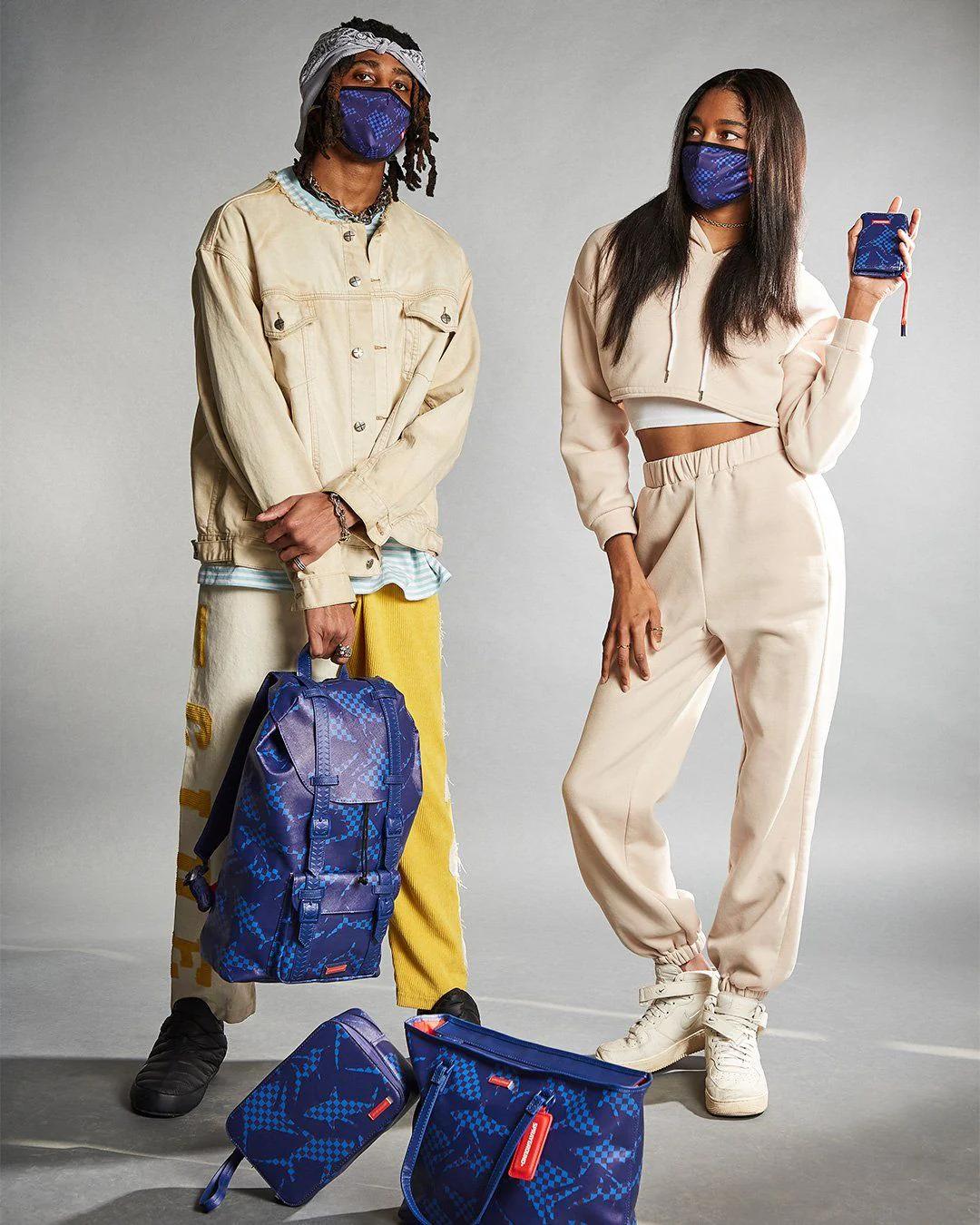 SHARK CHECK (BLUE) TOTE | Sprayground Essential