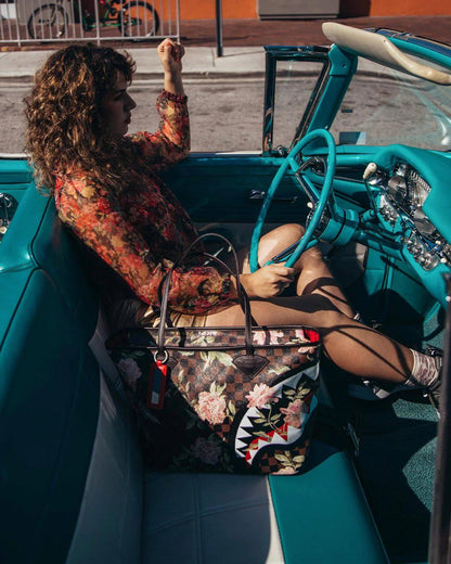 SHARKFLOWER TOTE | Sprayground Popular