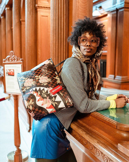 SHARKFLOWER TOTE | Sprayground Popular