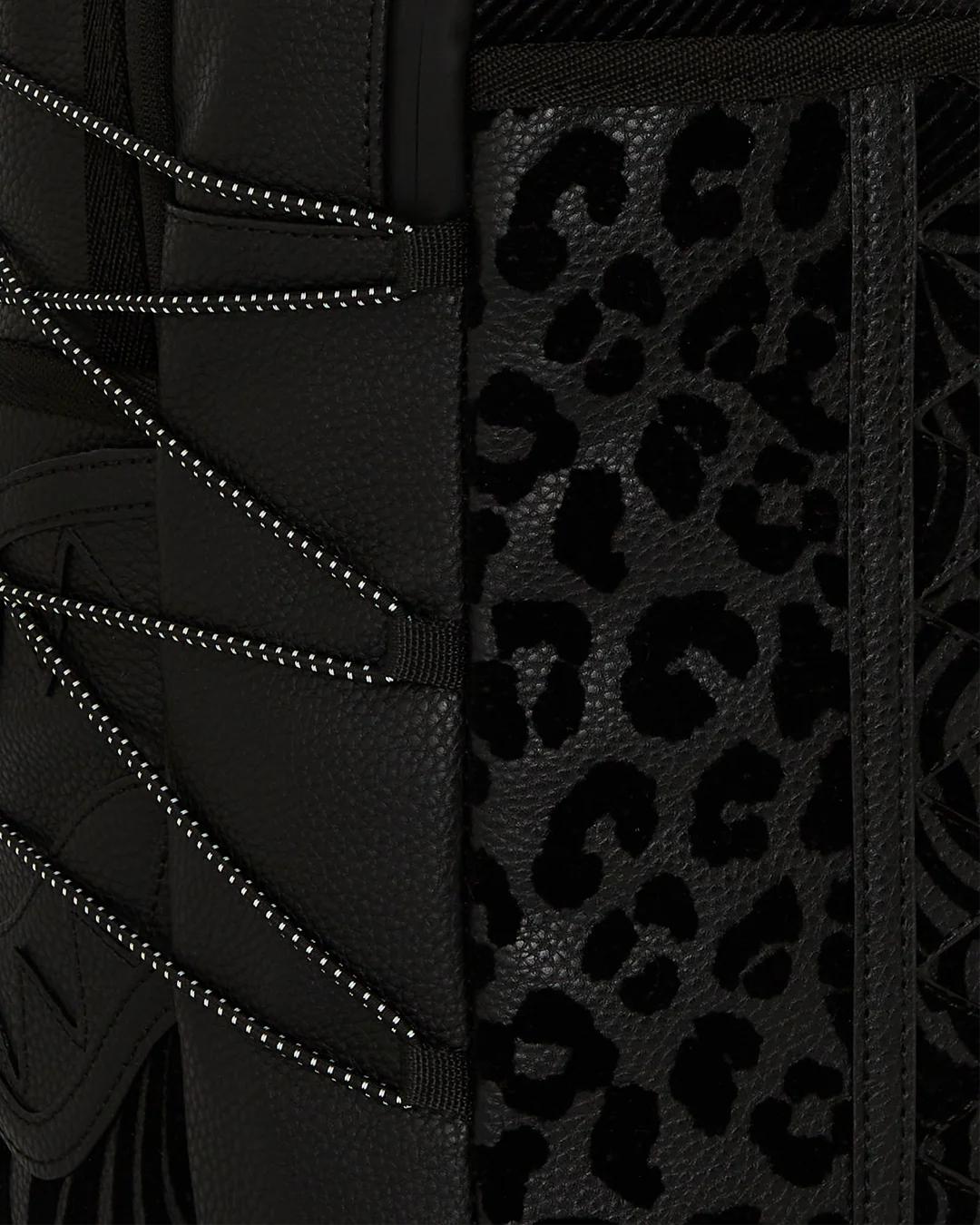 NEMESIS HUNT NOMAD BACKPACK | Sprayground Essential