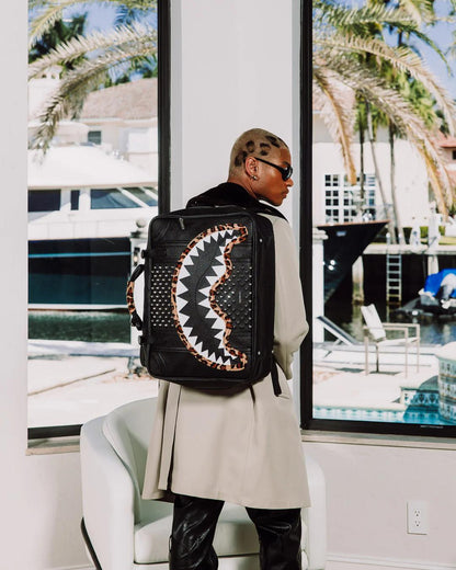 BACKSTAGE HANDHELD CARRY-ON CONVERTIBLE BACKPACK | Sprayground Quality