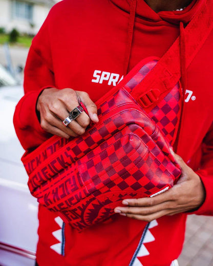 VENI VIDI VICI CARGO CROSSBODY | Sprayground Recommended