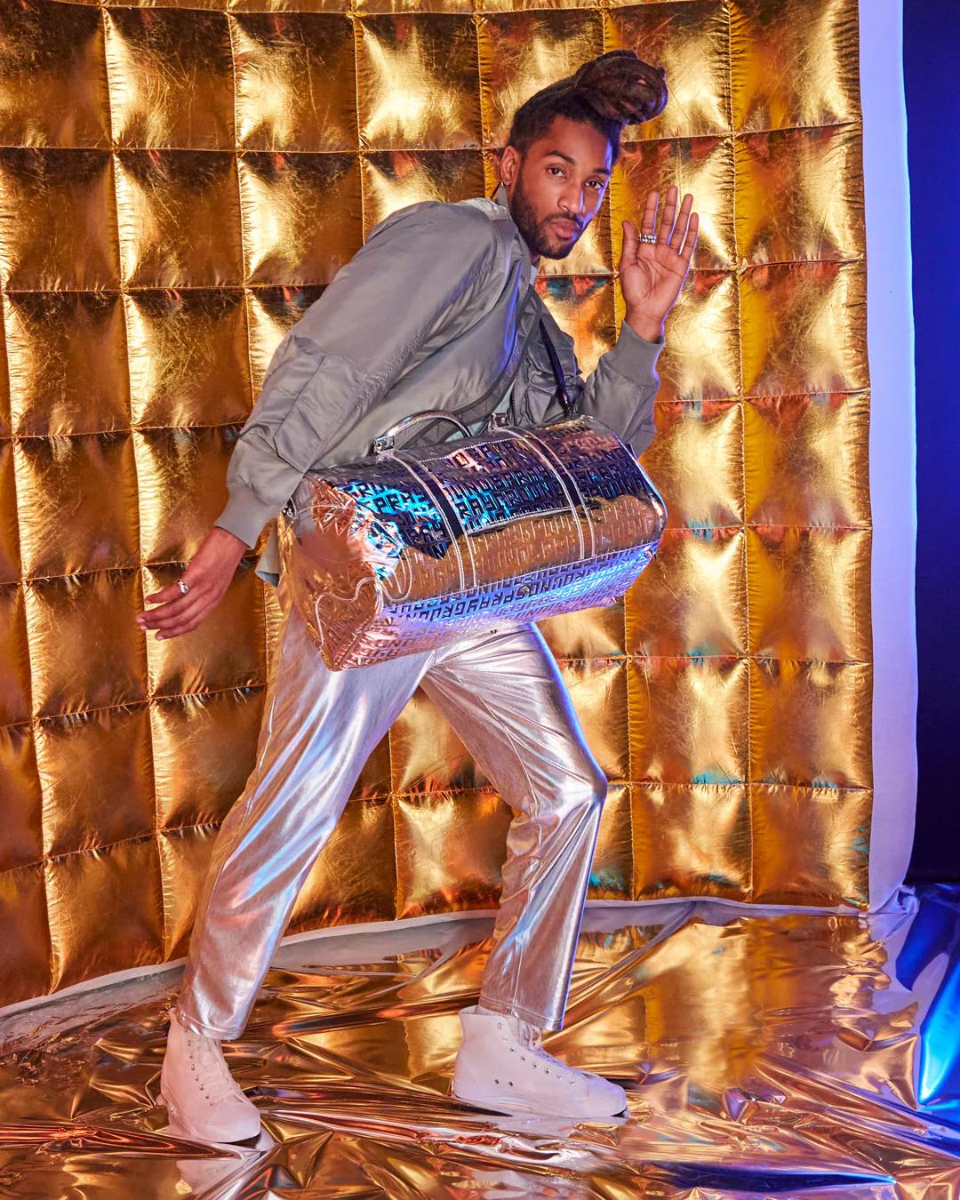 FUTURE TITAN (METALLIC) DUFFLE | Sprayground Signature