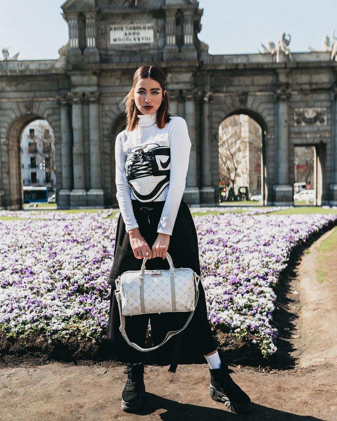 MONEY PATTERN POWDER MINI DUFFLE | Sprayground New